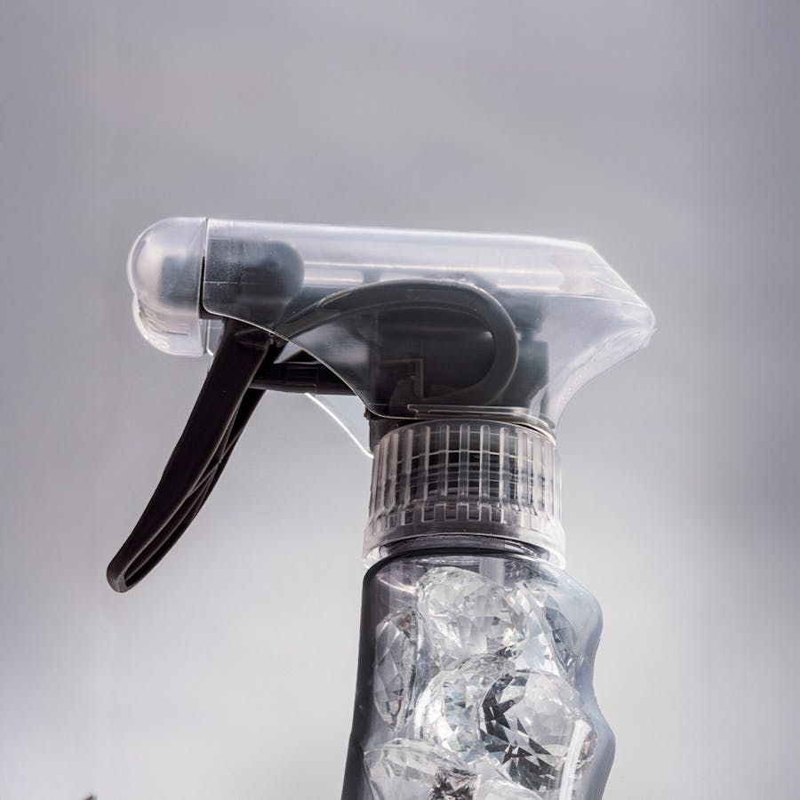 NATURAL OR LAB-GROWN? Explore your diamond options