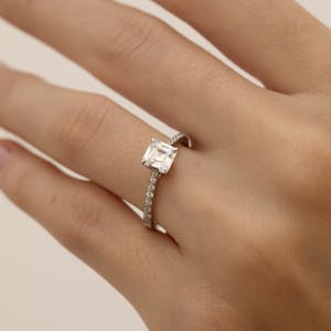 Paris pavé radiant cut