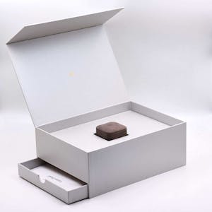 Ring cover box