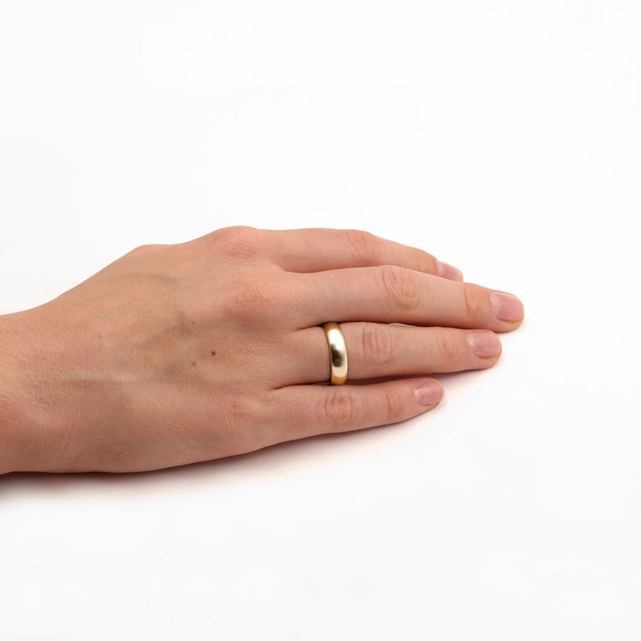 Caresse 5 5mm yg matte cms