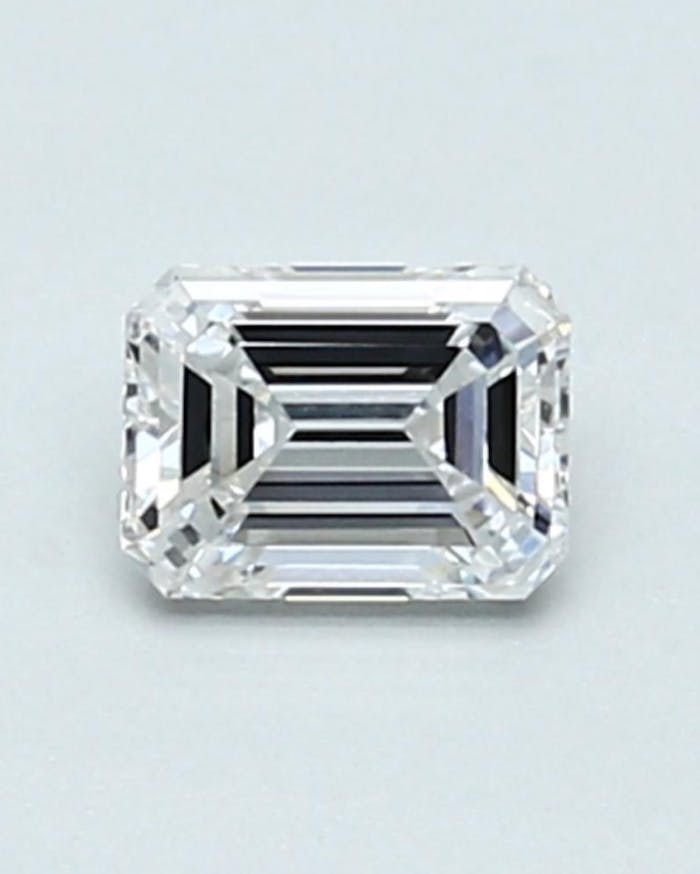 Emerald cut diamond