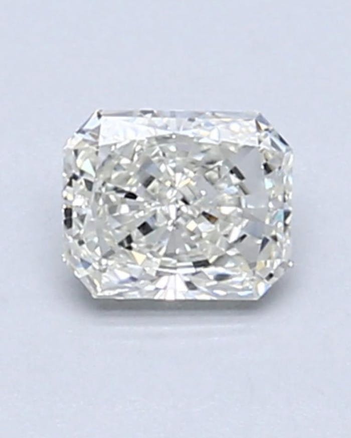Radiant cut diamond square