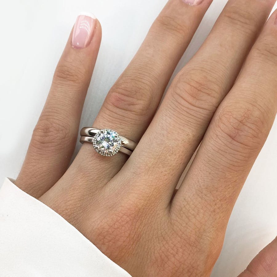 Stack crown pave caresse 1 square