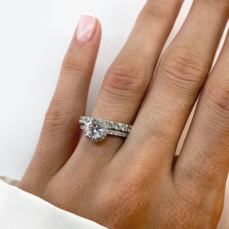 Stack full pave memory 1 squarejpg