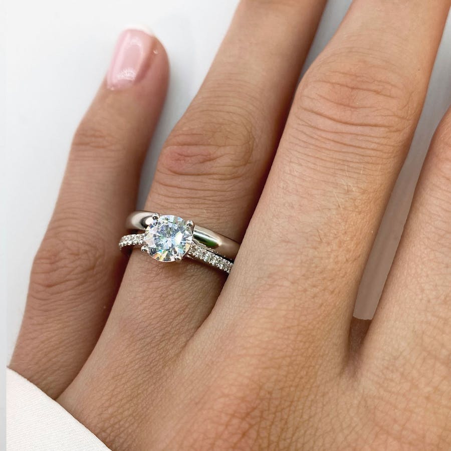 Stack pave caresse 1 square