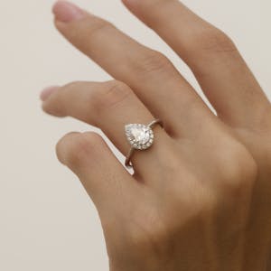 Venice crown pave pear 4